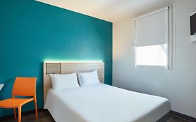 HotelF1 Paris Saint Ouen Marché Aux Puces